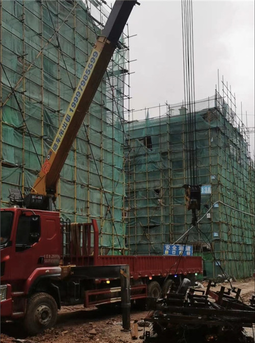 九江市“慢工细活”—— 吊车的 “微动控制” 技术